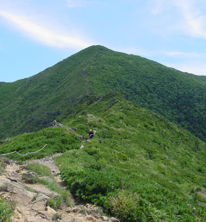 アポイ岳と太平洋に見守られるように広がっているのが様似町。